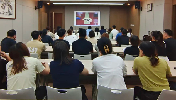 c6d40d1d9d6c683f910e6c9a1e14873c