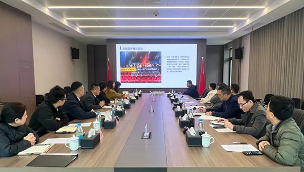 6585bd7d045bb1365fe65bb91621c285