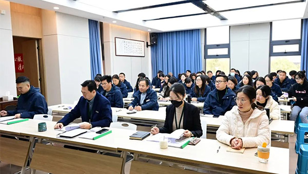 c94453424545bc3375012f65f0d4c197